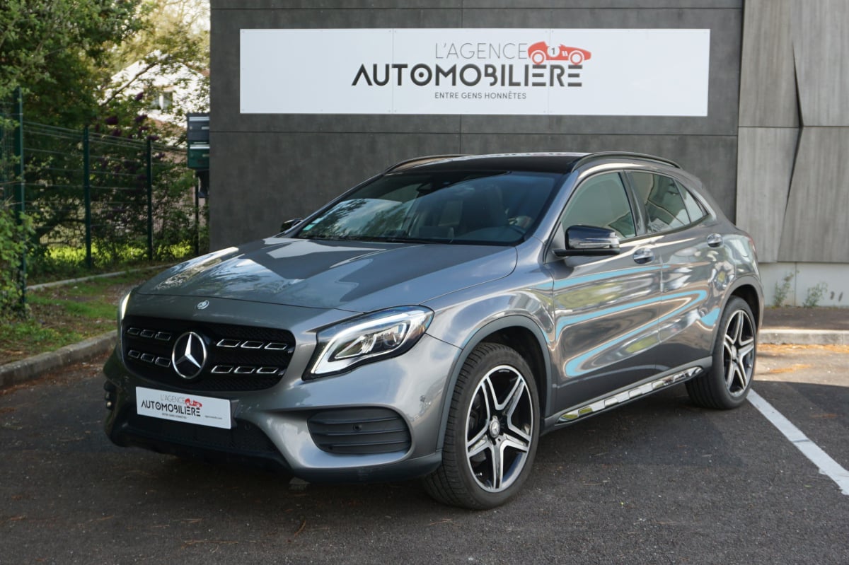 Mercedes-Benz Classe GLA 200 D Fascination 7G-DCT 136 CV Pack AMG — 1