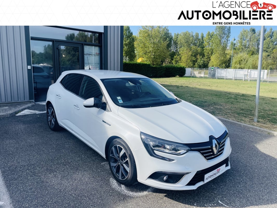 Renault Megane 1.2 TCE INTENS 130CV — 1