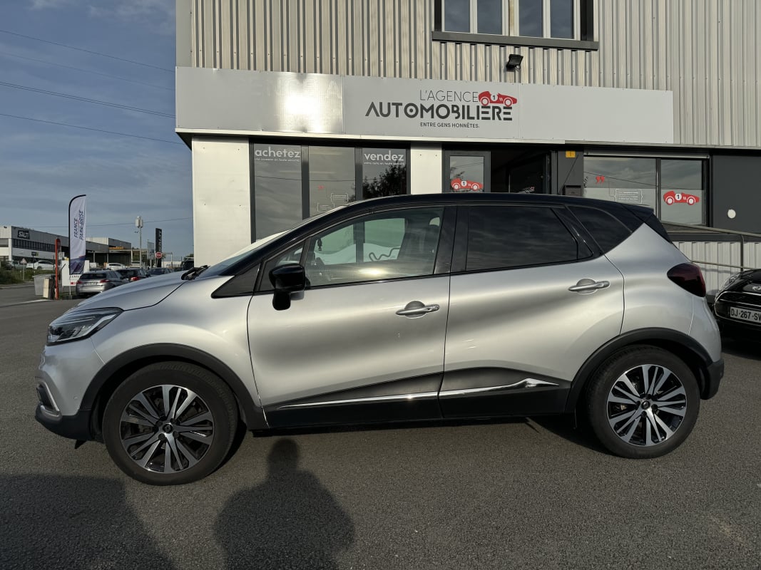 Renault Captur 1.5 DCI 110CH INITIALE CAMERA / GPS / TOIT PANO / FAIBLE KILOMETRAGE — 1