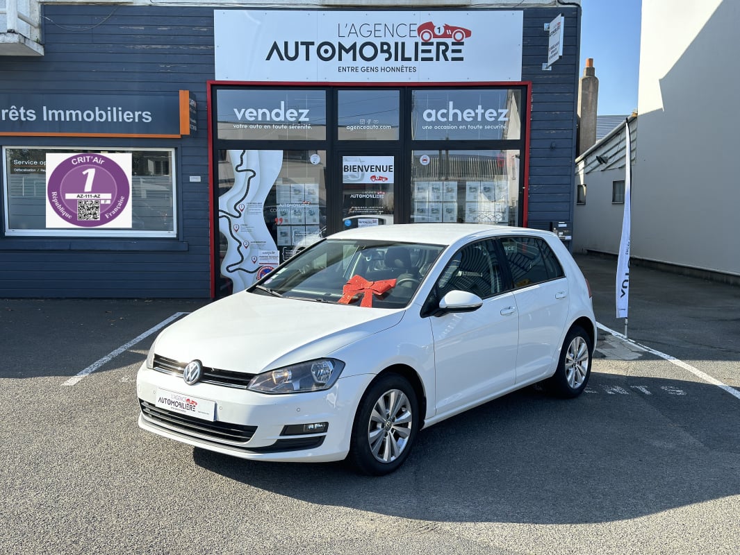 Volkswagen Golf 7 1.2 TSI 105 cv BVM6 Confortline — 1