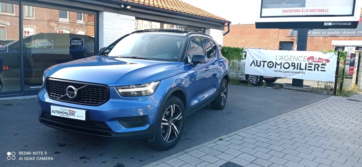 Volvo XC40 163 R DESIGN BVM6 — 1