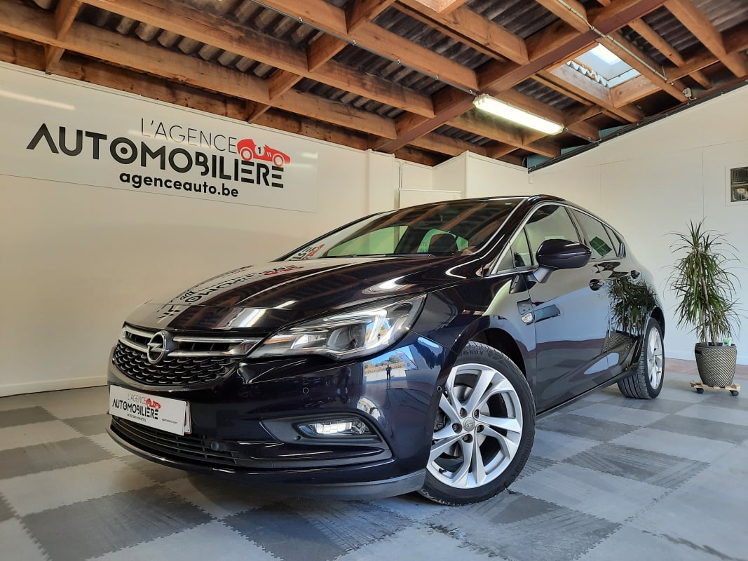 Opel Astra 1.6 CDTi ECOTEC D Innovation S/S 110Ch Boite Manuelle 6V/ Garantie 12 Mois — 1