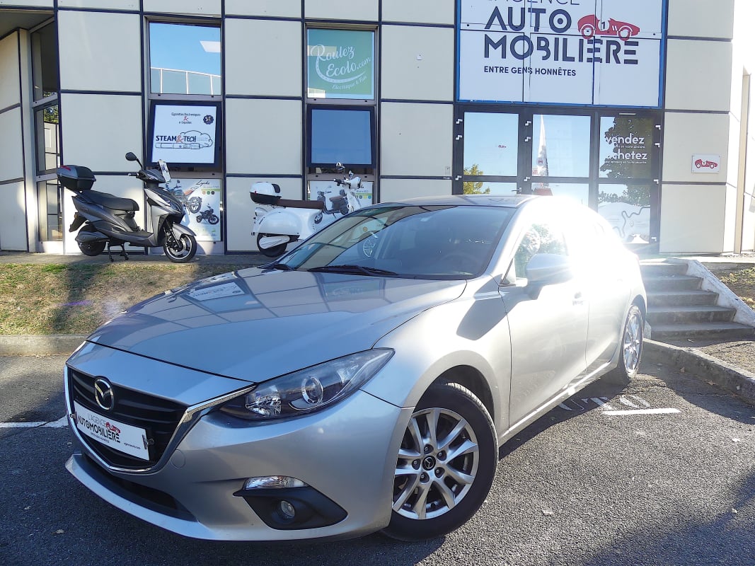 Mazda Mazda 3 2.0 Skyactiv-G 120ch ELEGANCE — 1