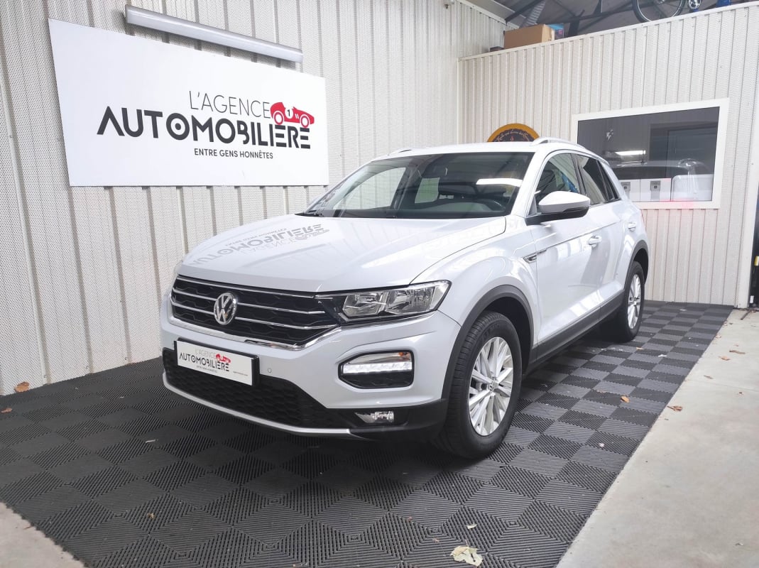 Volkswagen T-roc 1.0 TSI 115 LOUNGE — 1