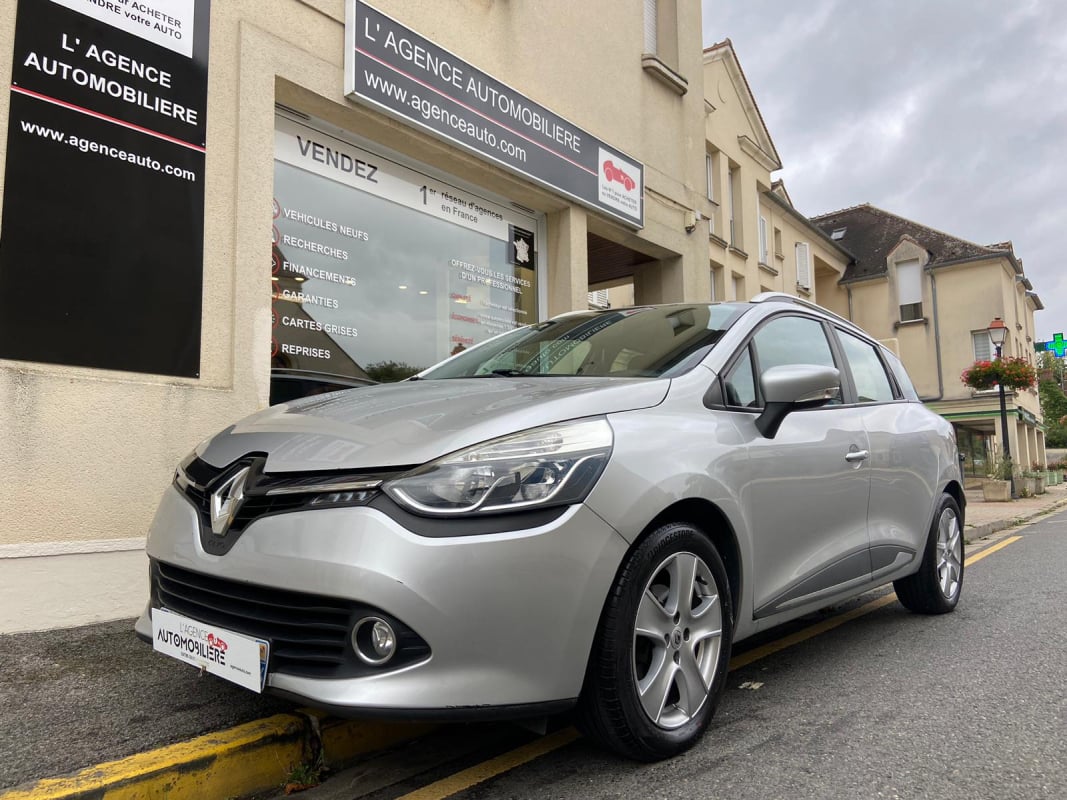 Renault Clio Estate 1.5 dCi 90cv BUSINESS BVA COURROIE FAITE — 1