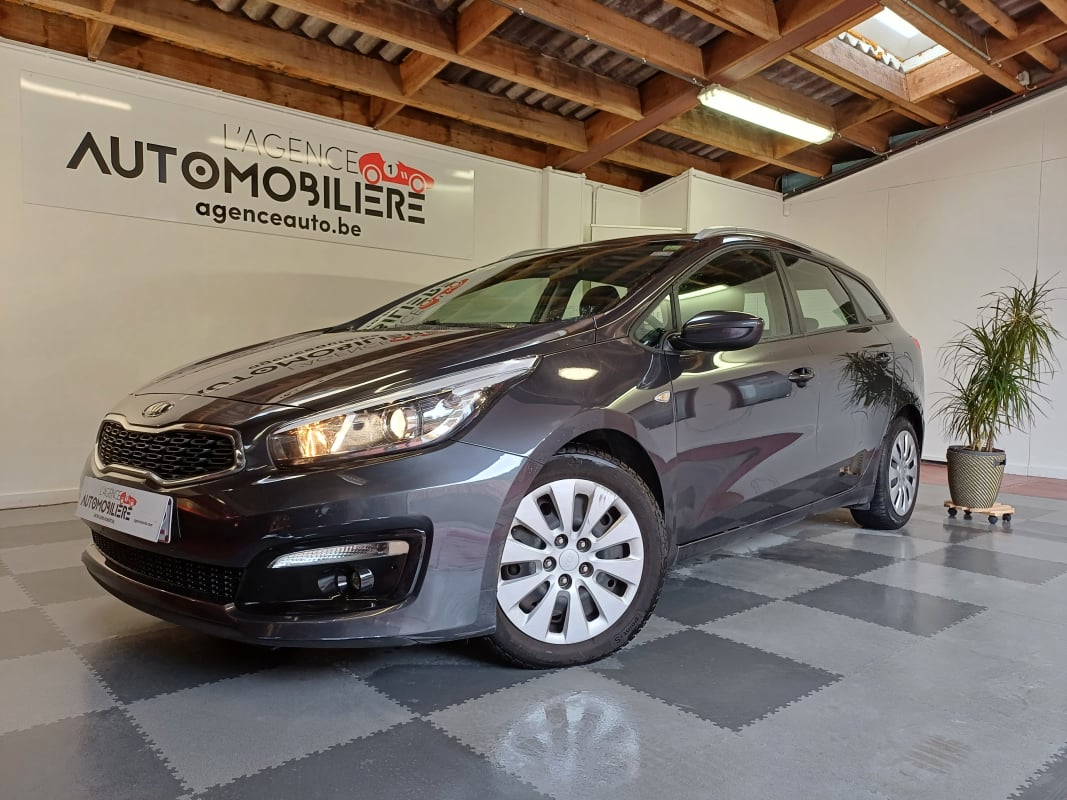 Kia Ceed SW 1.6 CRDi Mind ISG 110Ch Boite Manuelle 6V/ Garantie Kia 04/24 — 1