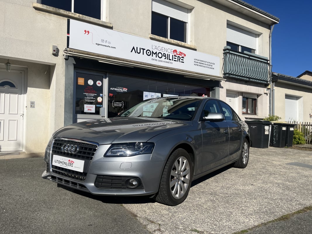 Audi A4 2.0 TDi Multitronic 143 cv Boîte auto 8 Rapports — 1
