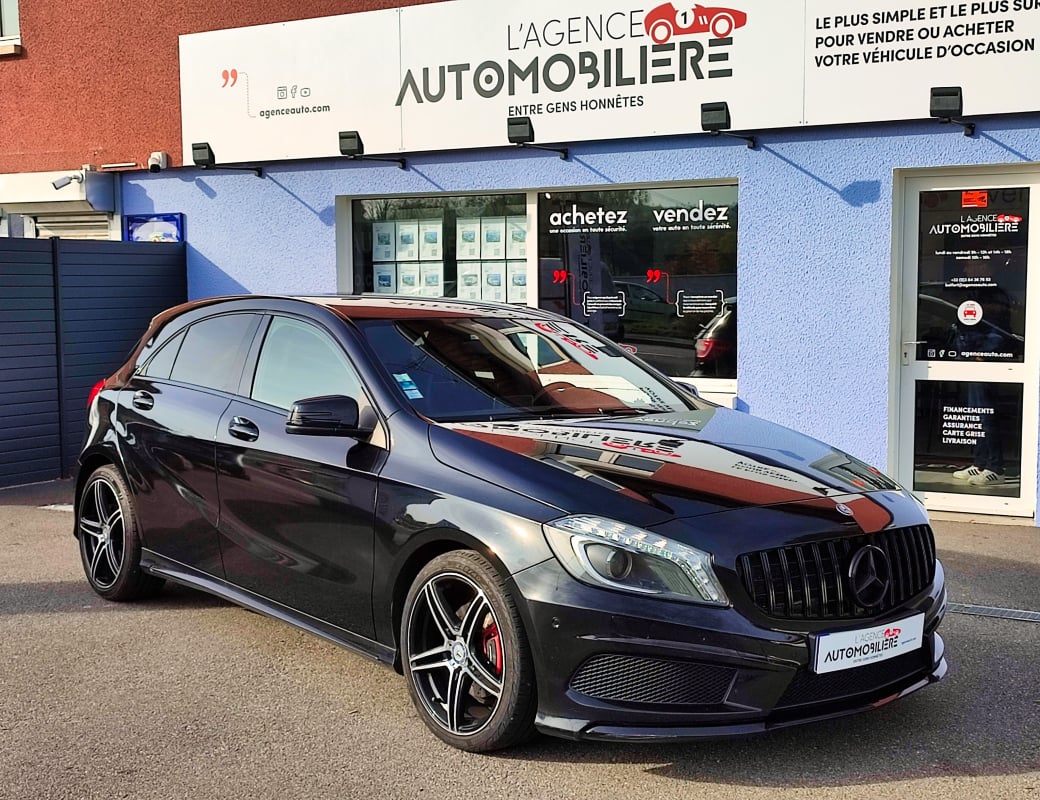 Mercedes-Benz Classe A 200 FASCINATION PACK AMG 7G-DCT — 1