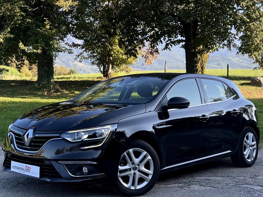 Renault Megane IV 1.3 TCe 115 Business BV6 — 1