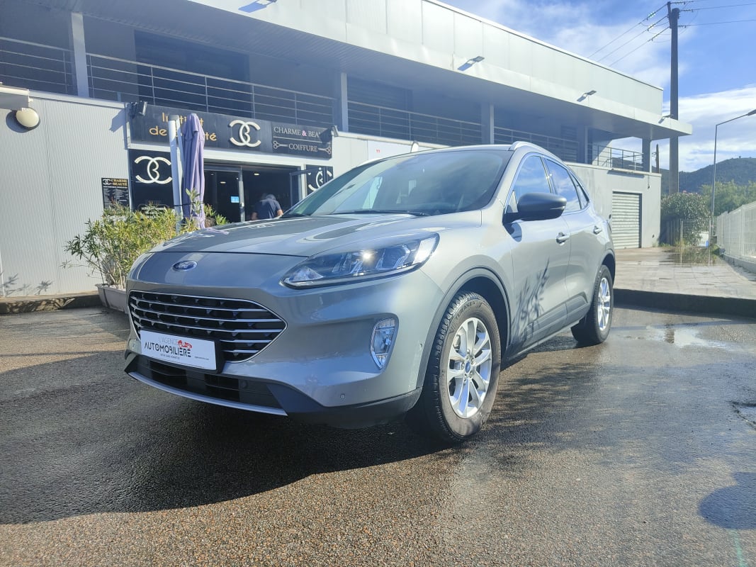 Ford Kuga 2.0 ECOBLUE HYBRID 150 MHEV TITANIUM 4X2 — 1