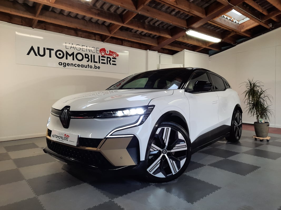 Renault Megane E-Tech 60KwH Iconic R220 Optimum charge 218Ch/ Garantie Renault 09/27 — 1