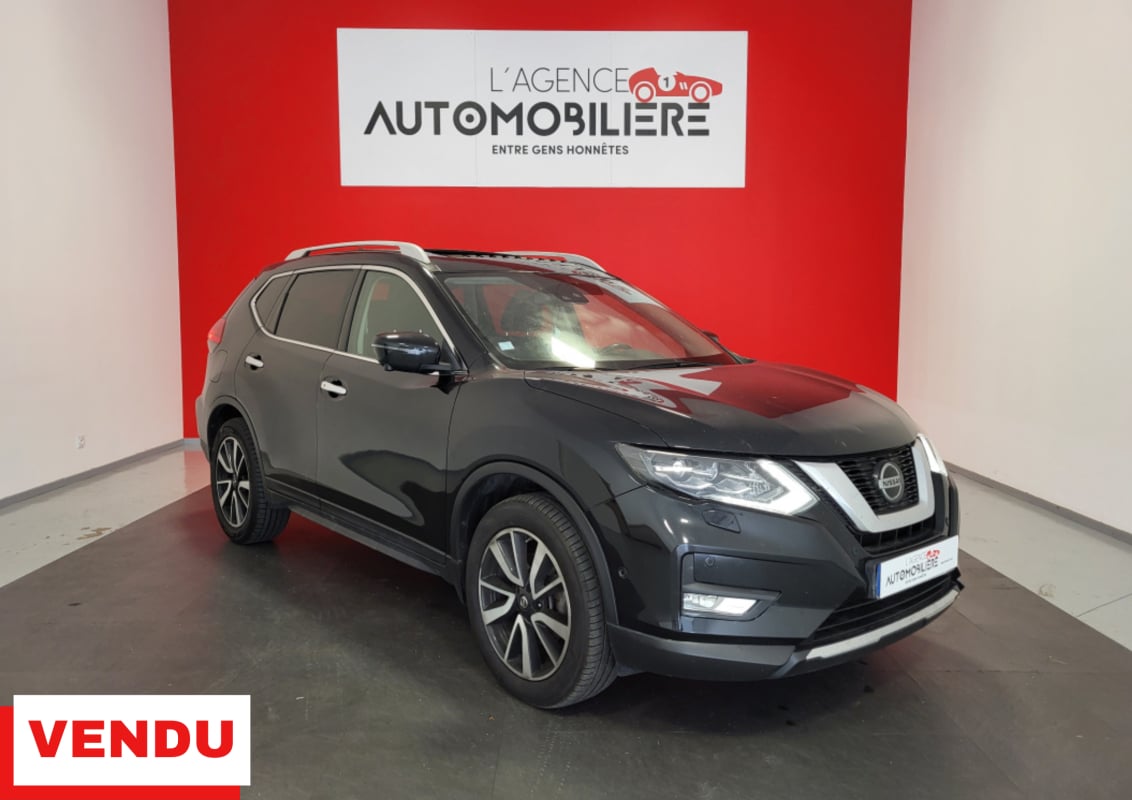 Nissan X-Trail 1.7 DCI 150 III PHASE 2 N-CONNECTA BOITE AUTO TOIT PANO — 1