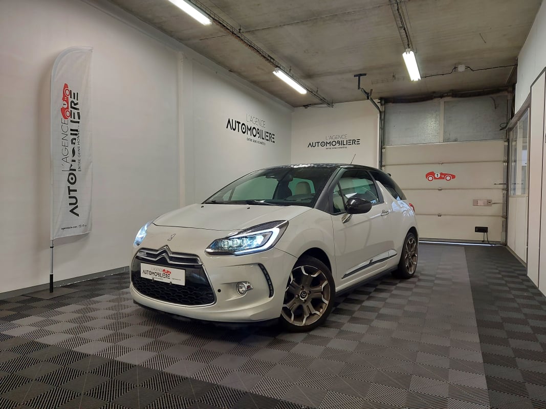 Citroen DS3 (2) 1.6 BLUEHDI 120 ULTRA PRESTIGE + 1ERE MAIN + HISTORIQUE COMPLET — 1