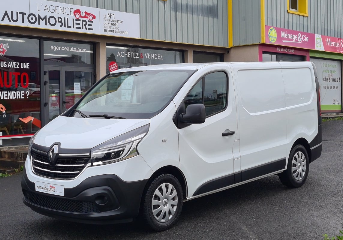 Renault Trafic L1H1 1200 2.0 DCI EDC6 145CV — 1