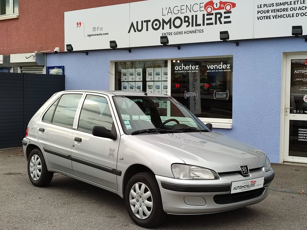 Peugeot 106 1.1 60 POP ART 1ère main — 1