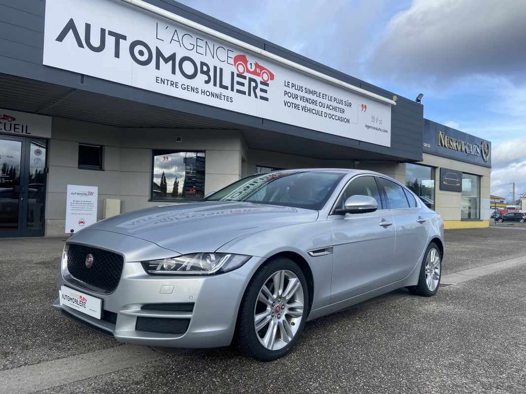 Jaguar XE 2.0 D 163 Prestige — 1