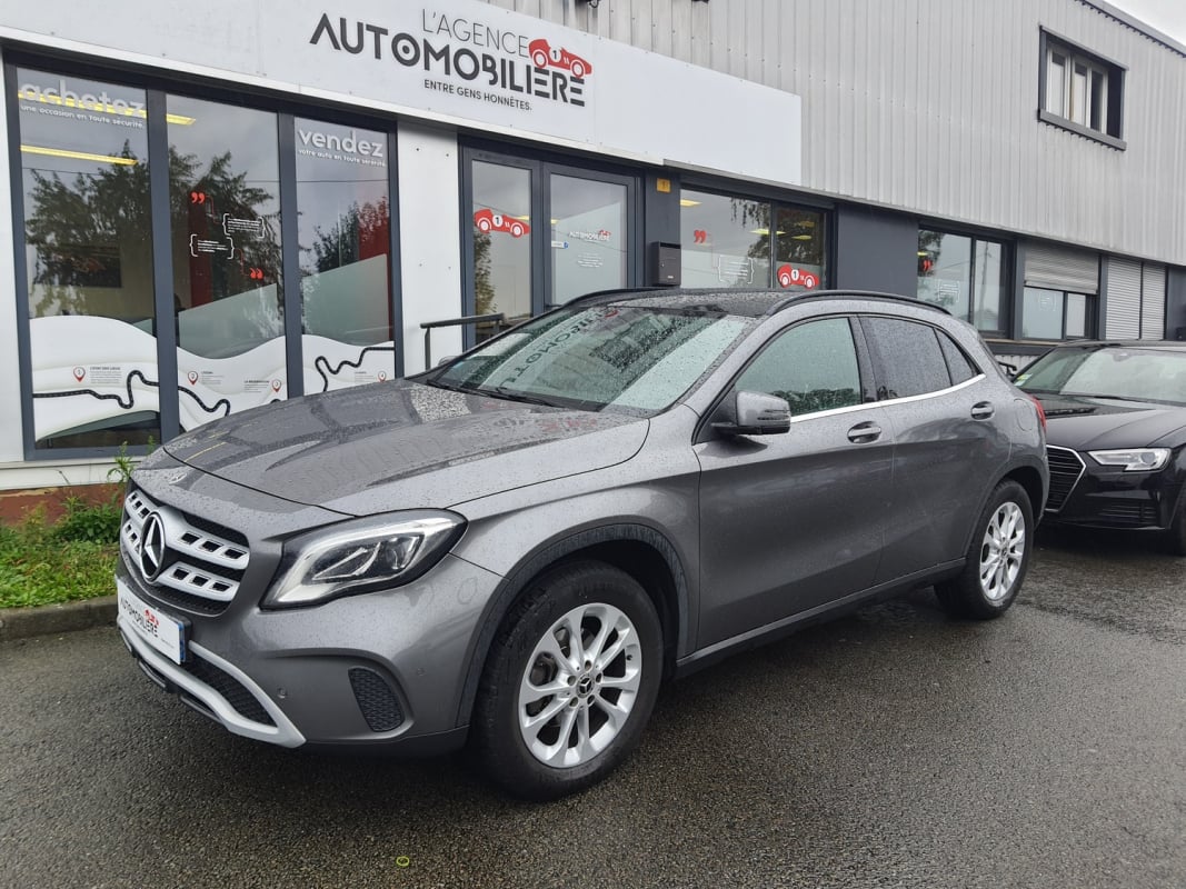 Mercedes-Benz Classe GLA 180 INSPIRATION 7G-DCT BVA GARANTIE 12 MOIS — 1