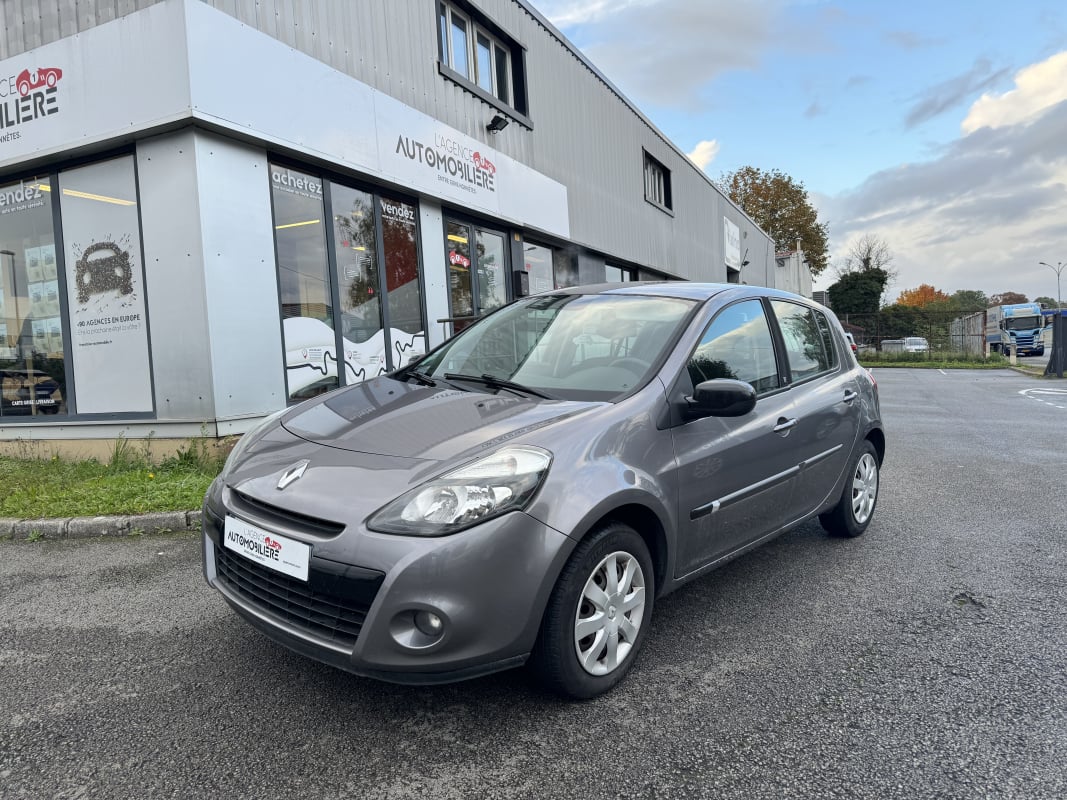 Renault Clio 1.2 16V 75CH 20TH CLIM/GPS GARANTIE 1 AN — 1