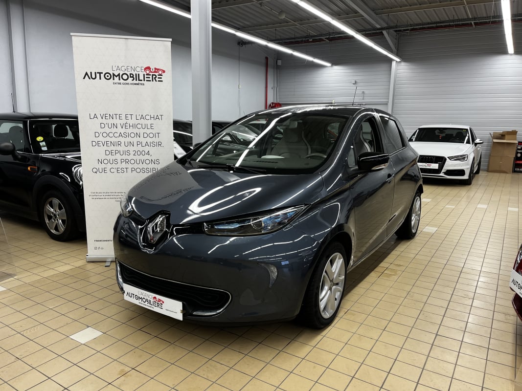 Renault Zoe R90 ZE 90 40KWH ZEN BVA — 1