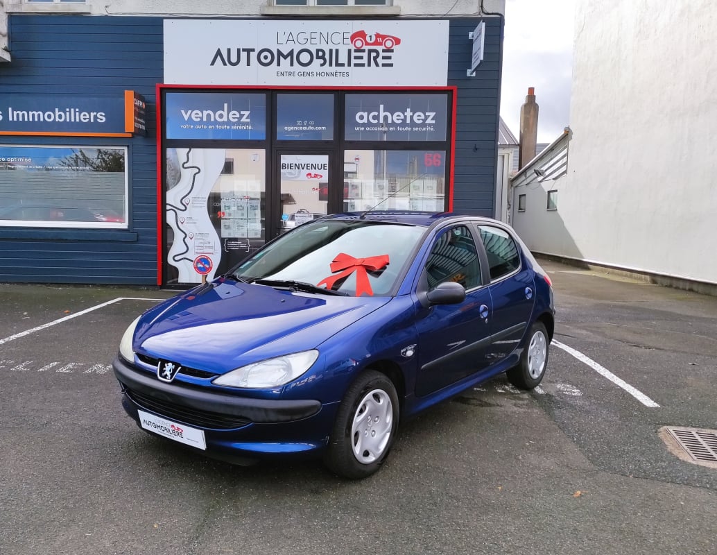 Peugeot 206 1.1 i essence 60 cv BVM5 (faible km) — 1