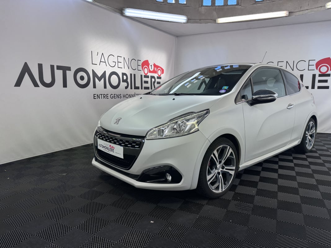 Peugeot 208 1.6 THP 208cv GTI BVM6 — 1