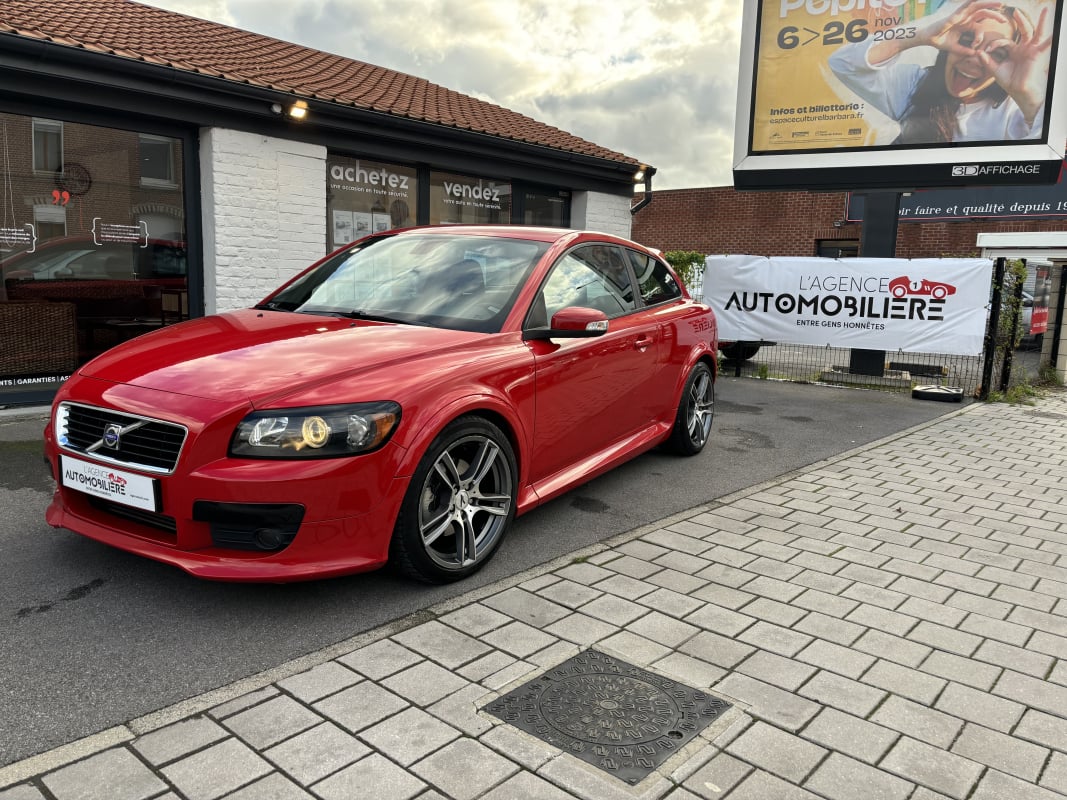 Volvo C30 2.4 D5 FAP R-DESIGN GEARTRONIC — 1