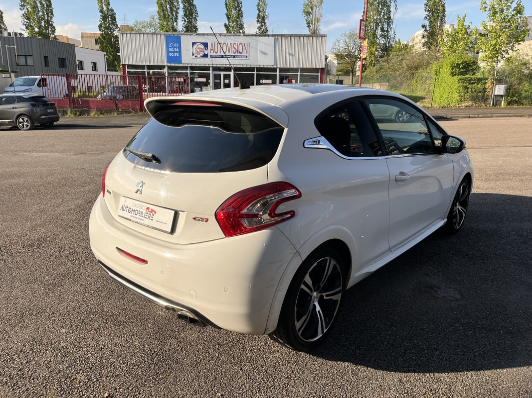Peugeot 208 1.6 THP 200cv GTi - Toit panoramique/Park Assist/Radar AV-AR/GPS — 2
