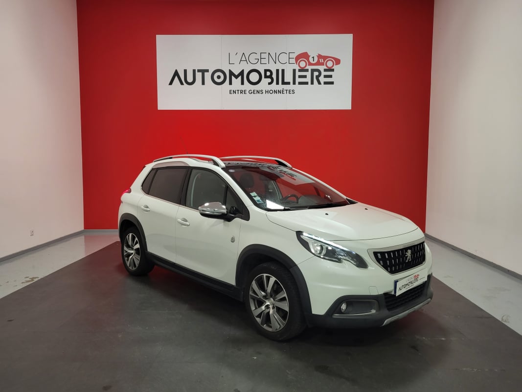 Peugeot 2008 2008 1.2 PURETECH 110 ALLURE BUSINESS — 1