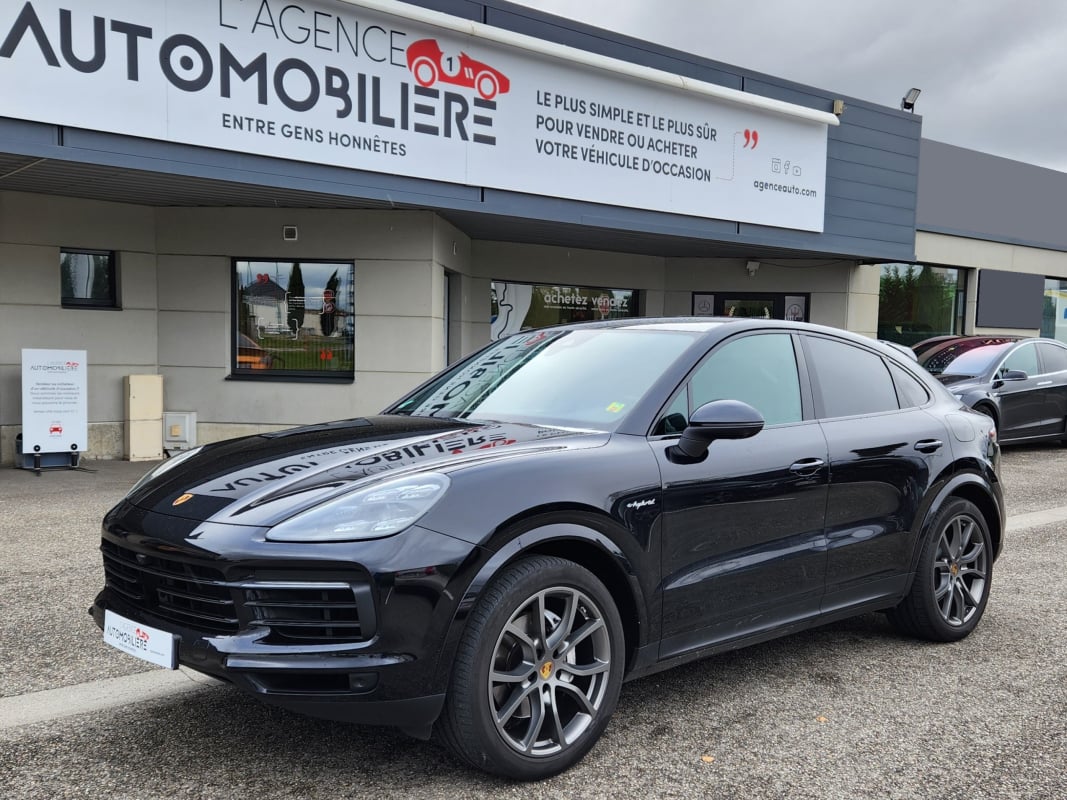 Porsche Cayenne Coupé E-Hybrid 3.0 V6 24V 461 AWD 340 cv — 1