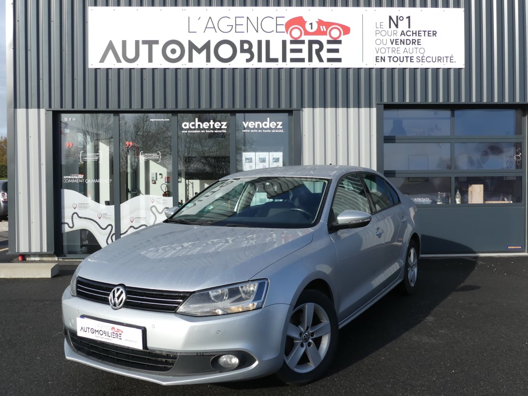 Volkswagen Jetta 2.0 TDI DPF 16V DSG-6 140 cv Boîte auto — 1