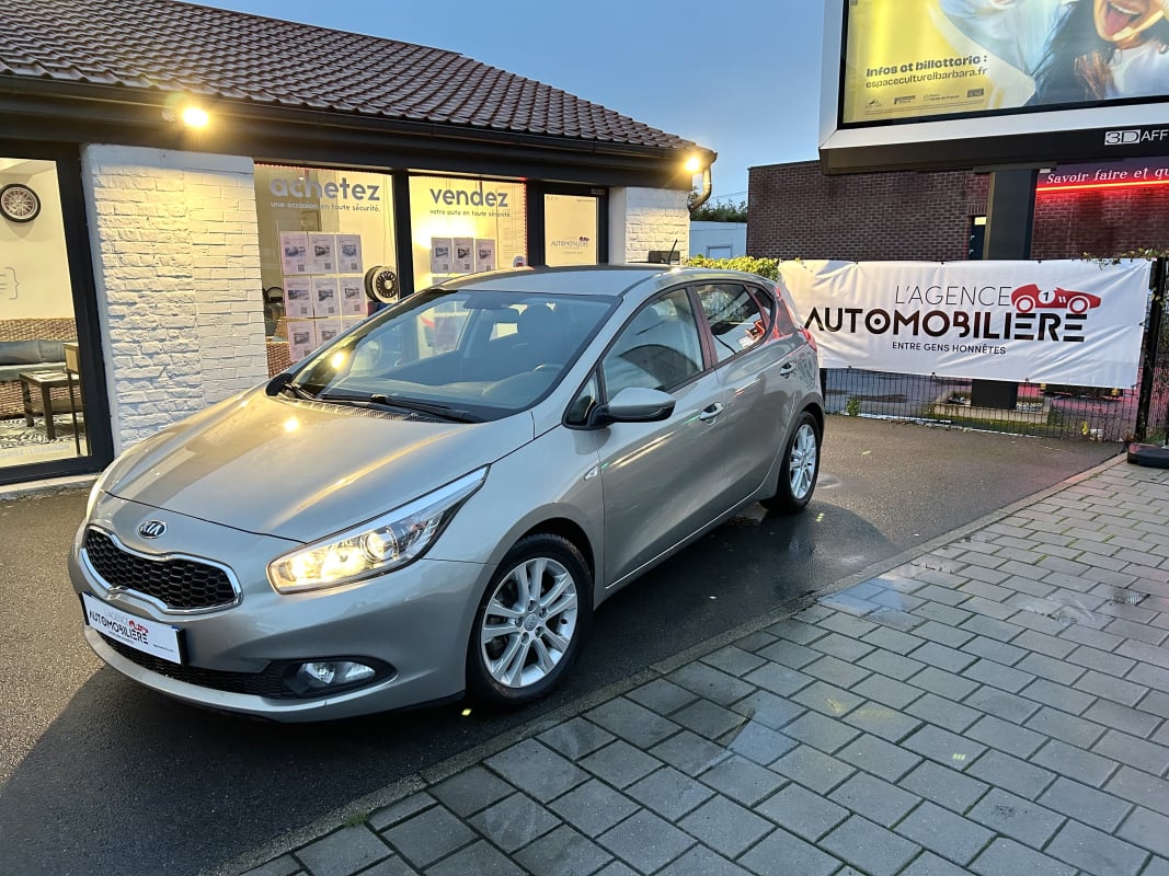 Kia Ceed 1.6 CRDI VGT 110 5CV STYLE — 1