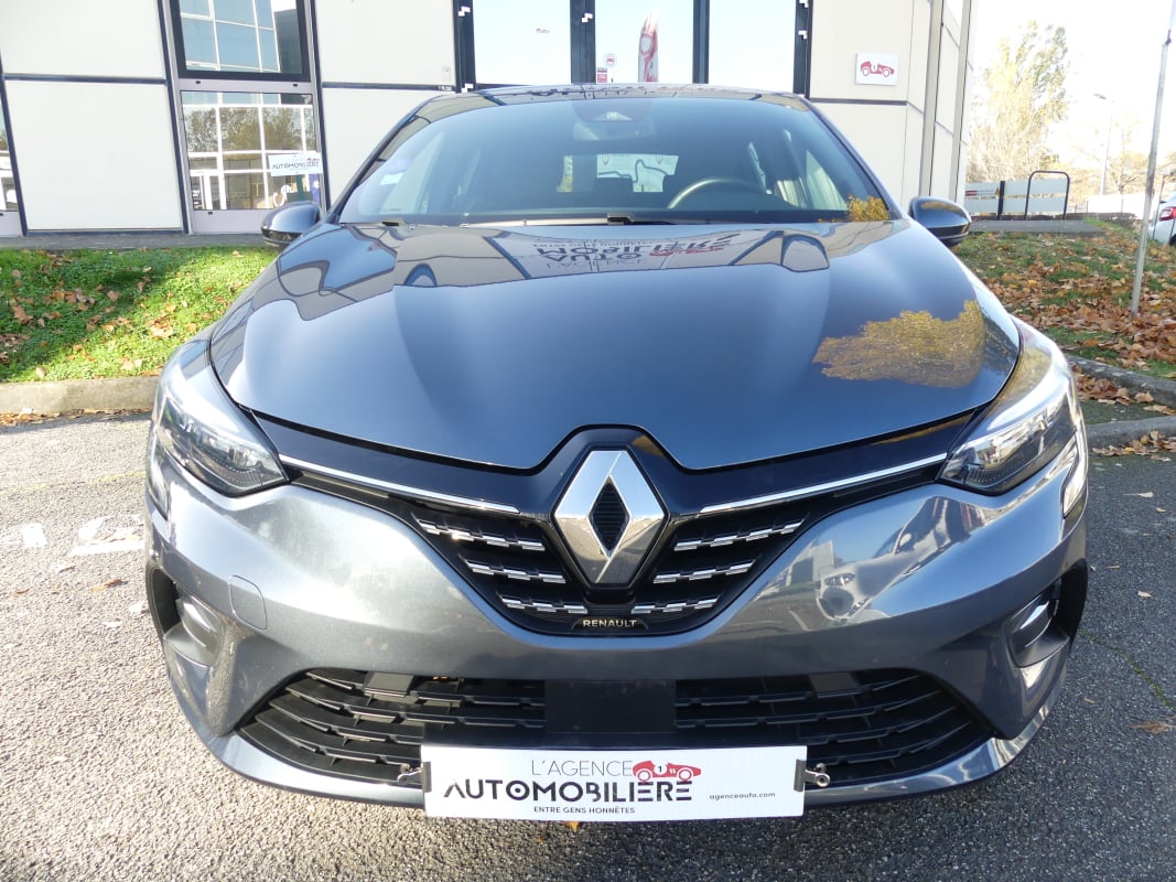 Renault Clio E-Tech 140 Intens Garantie — 2