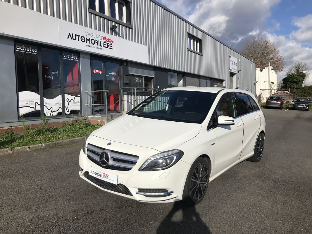 Mercedes-Benz Classe B 180 CDI 109 CV — 1