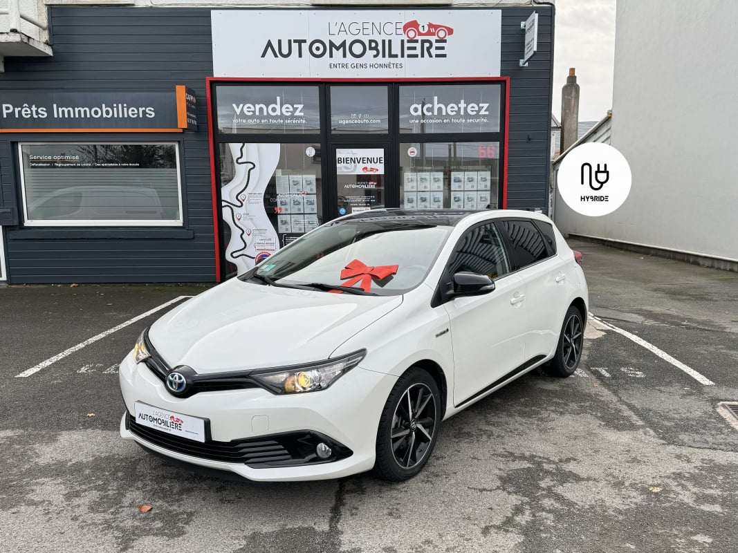 Toyota Auris Hybride 1.8 VVT-i 136 cv CVT Collection — 1