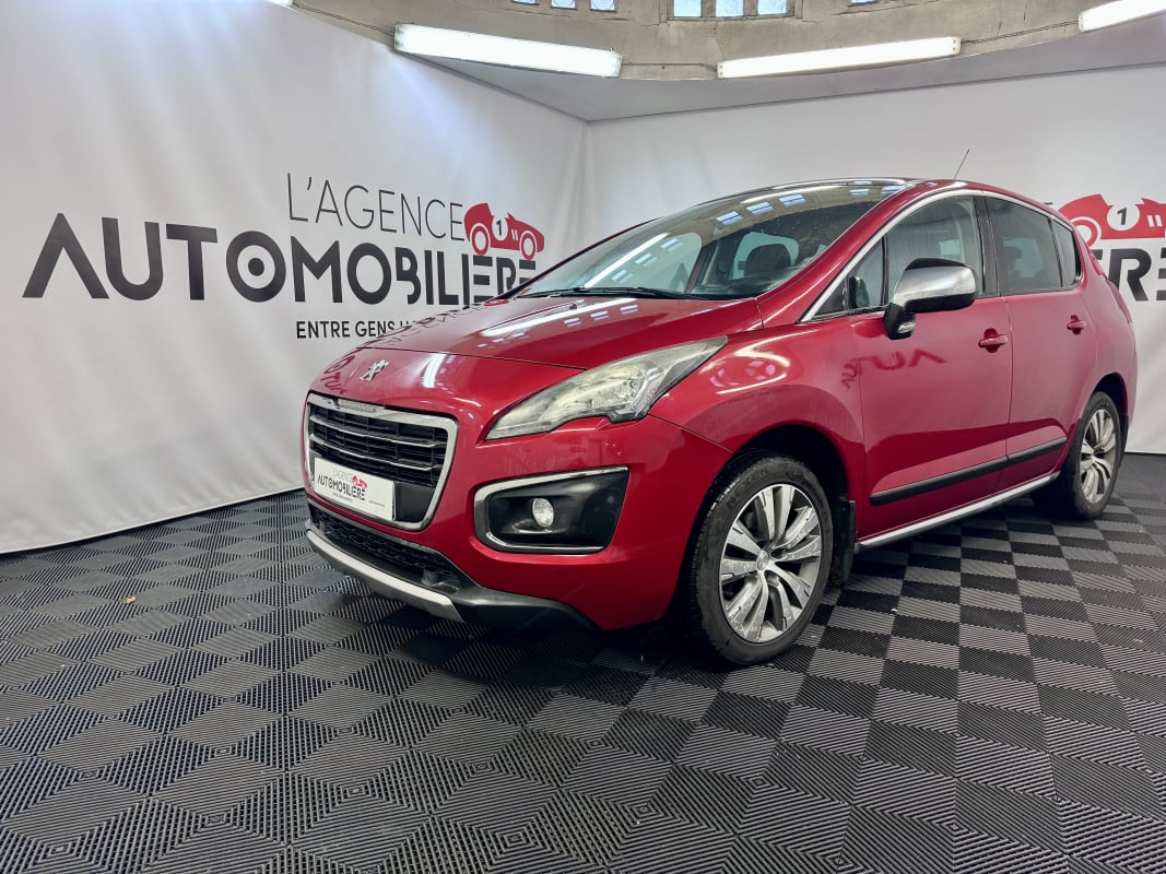 Peugeot 3008 1.6 HDI 115 ALLURE (Attelage) — 1