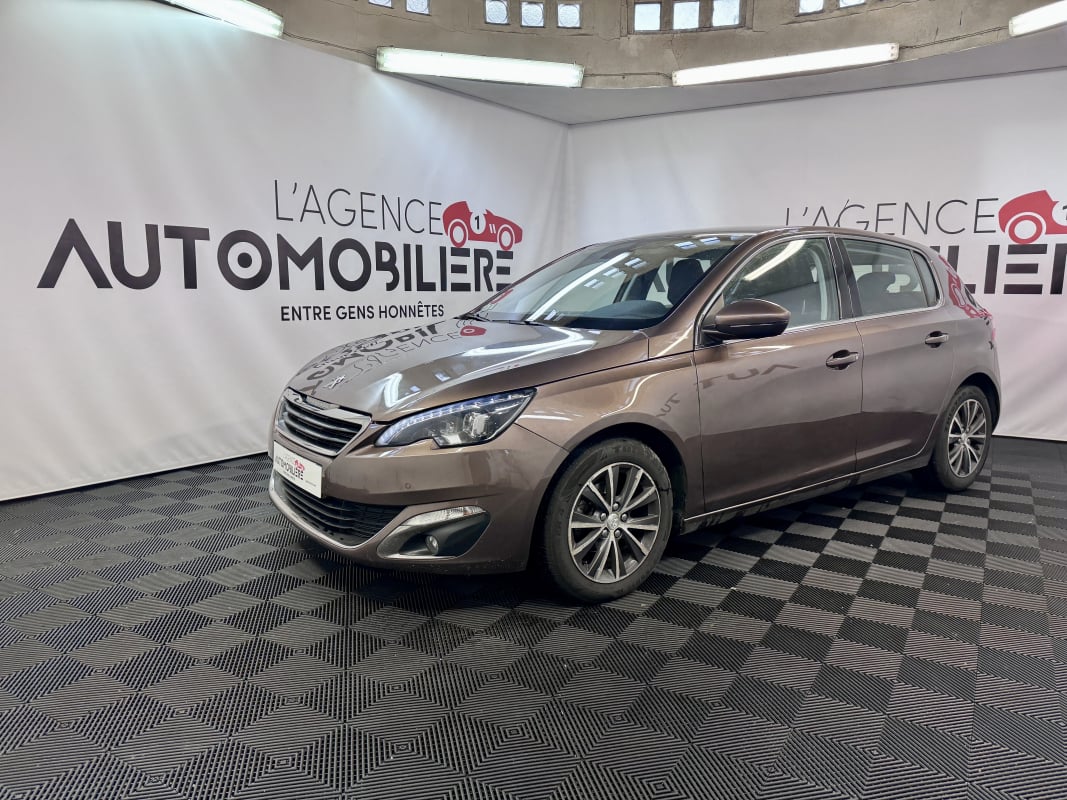 Peugeot 308 1.6 HDI 92 ALLURE — 1