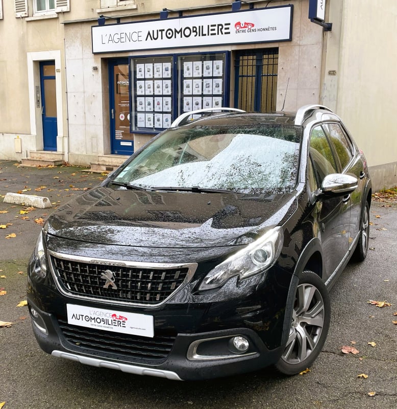 Peugeot 2008 1.2 PURETECH 110 CROSSWAY — 1
