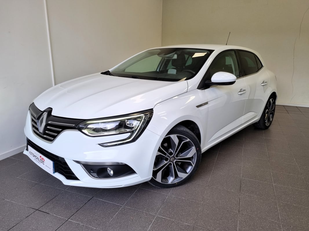 Renault Megane 1.6 dCi 16V 130 cv - ATTELAGE + FINITON AKAJU + HIFI BOSE — 1