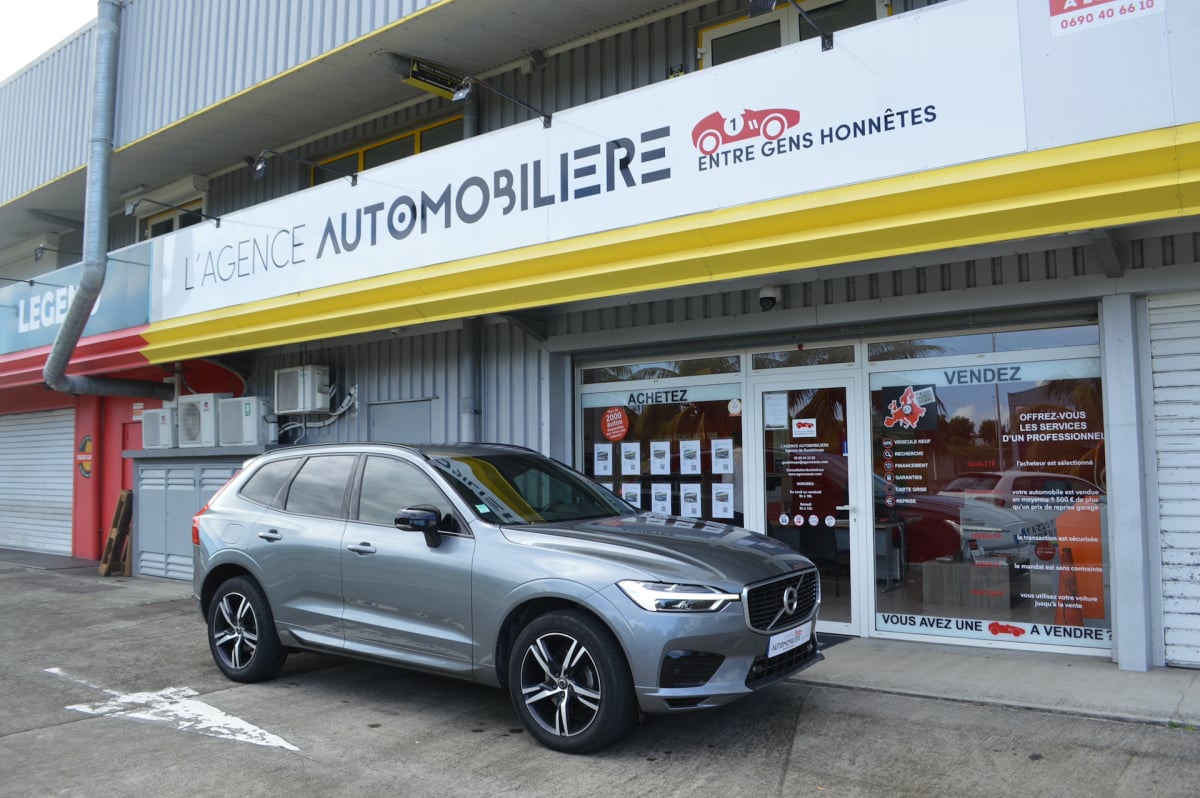 Volvo XC60 XC60 D4 AdBlue 190ch R-Design — 1