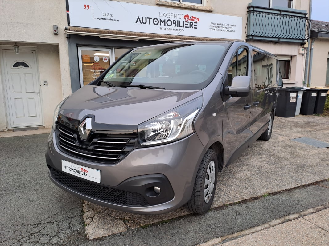 Renault Trafic Combi III L2 1.6 dCi 145 cv Intens - 9 Places - Attelage — 1