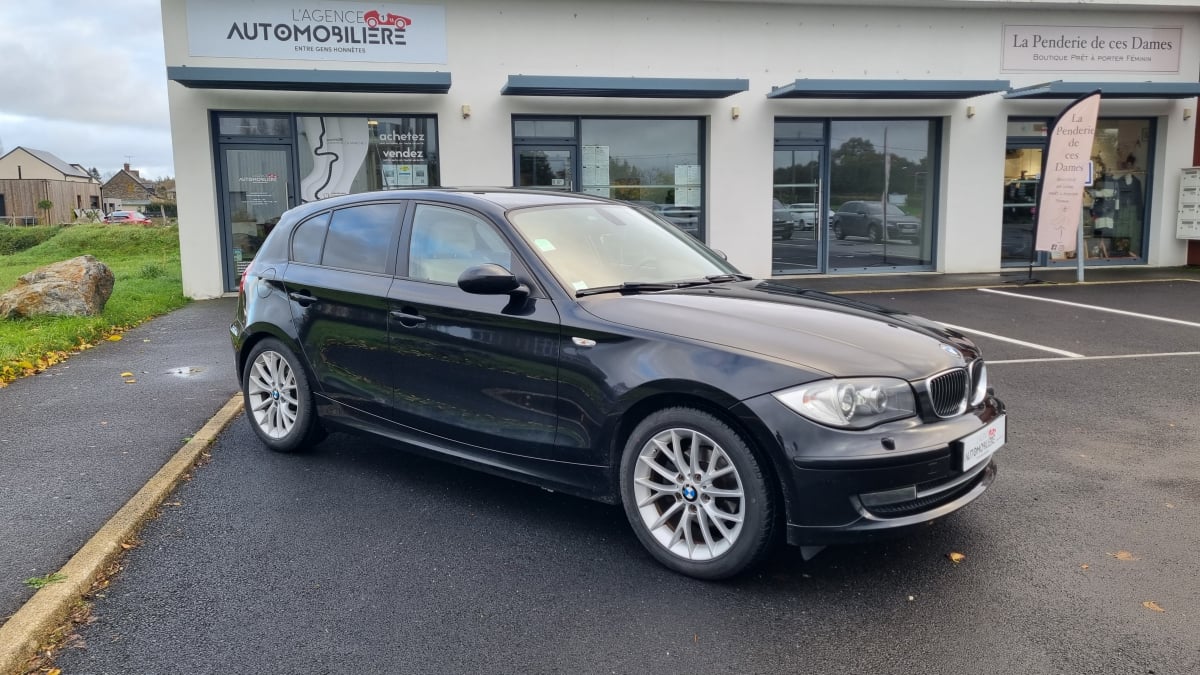 BMW Série 1 118i CONFORT 5P — 1
