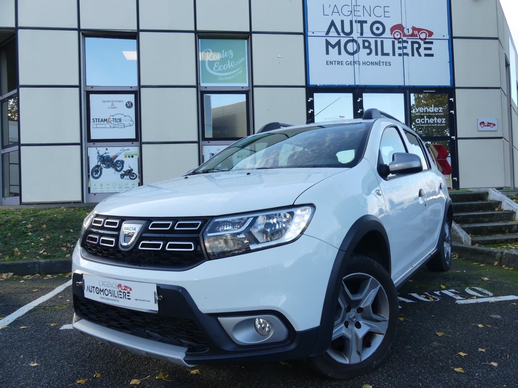 Dacia Sandero SCe 75 Urban Stepway — 1