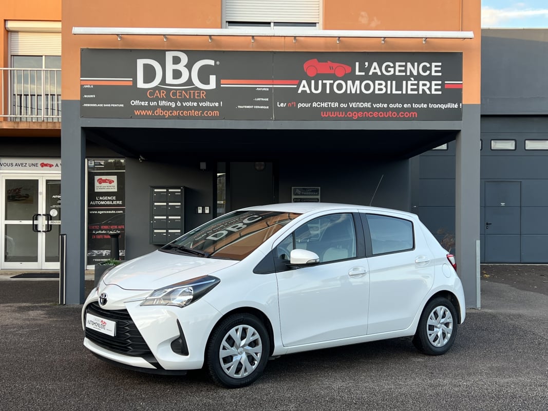 Toyota Yaris 1.5 Ultiamte 110 CV Révisée CT Vierge — 1