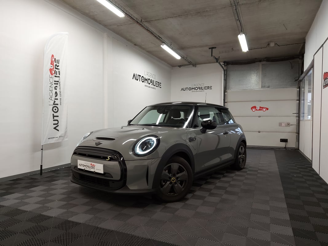 Mini Cooper III (2) (F56) COOPER SE 184CH + 1ERE MAIN — 1
