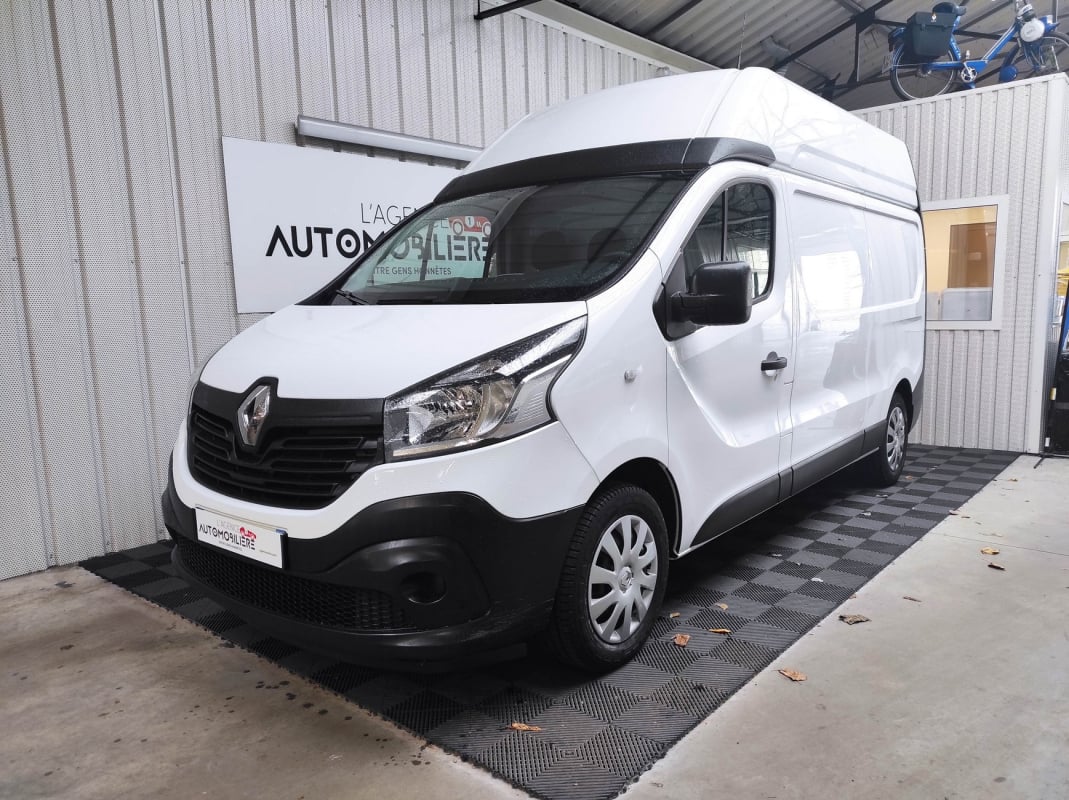 Renault Trafic 1.6 DCI 125 L2H2 Grand Confort — 1