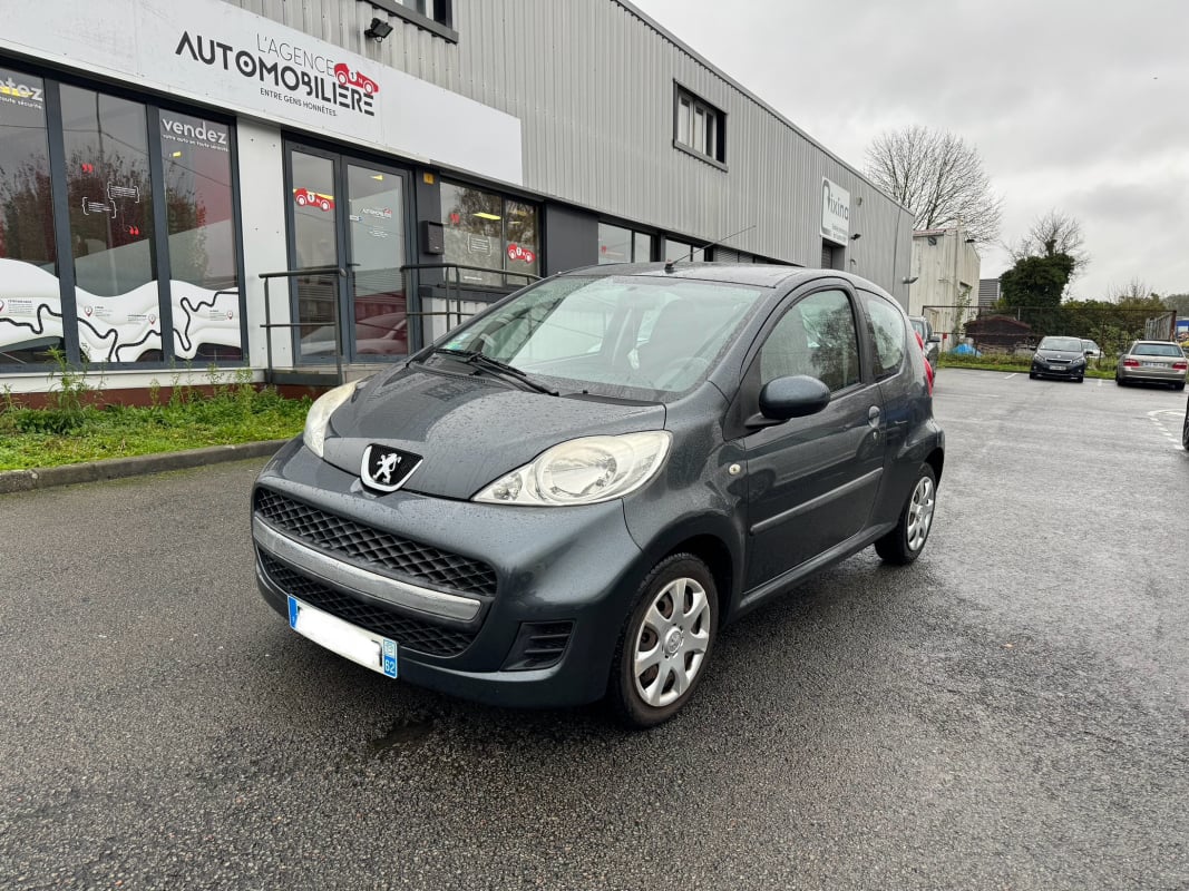 Peugeot 107 1.0 68CH TRENDLY CLIM GARANTIE 1 AN — 1