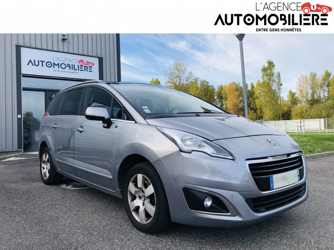 Peugeot 5008 1.6 BlueHDi S&S BVM6 Style 120CV — 1