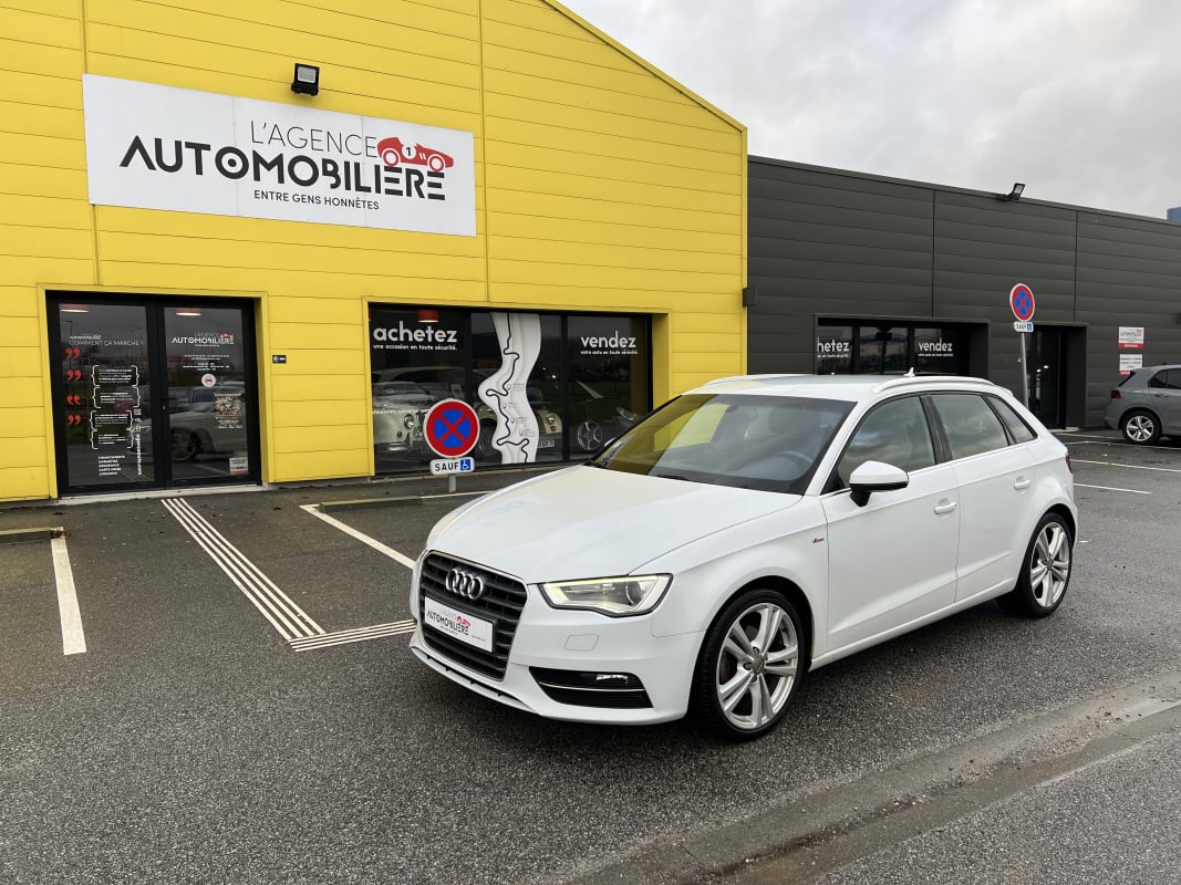 Audi A3 Sportback 1.6L TDI 105CV S Line — 1