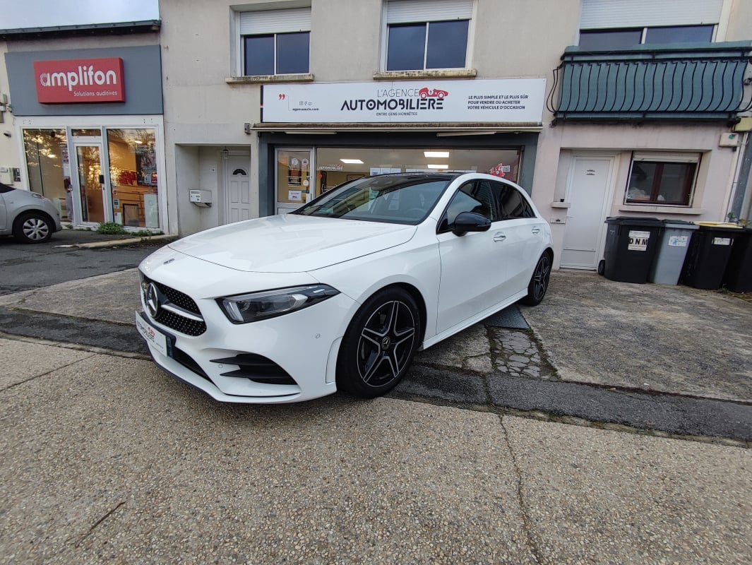 Mercedes-Benz Classe A 1.5 180d amg line 116 cv Boîte auto toit panoramique garantie 1 an — 1