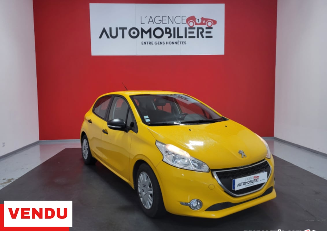 Peugeot 208 PEUGEOT 208 1.4 HDI 70 ACCESS + BATTERIE NEUVE — 1